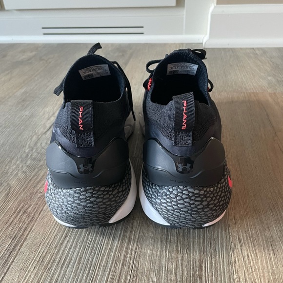 New in box UA HOVR Phantom 2 running shoes - Picture 8 of 14